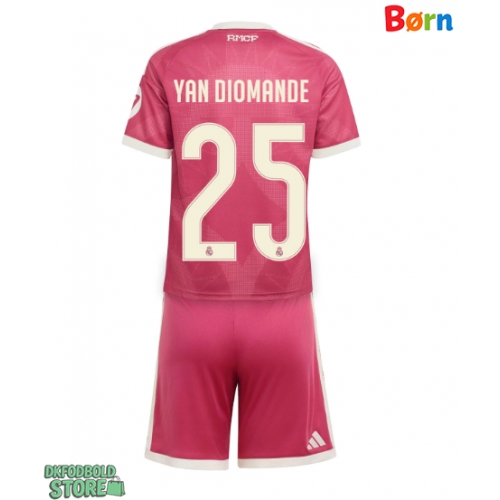 Real Madrid Yan Diomande #25 Replika Babytøj Tredje sæt Børn 2026-27 Kortærmet (+ Korte bukser)